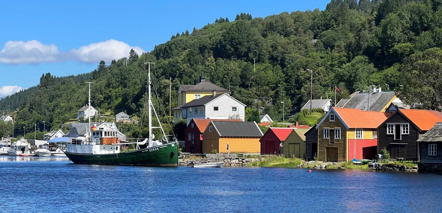 Mjøsvågen at Osterøy