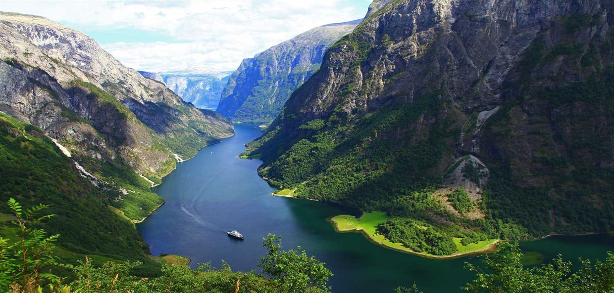 Best time to go on a fjord cruise