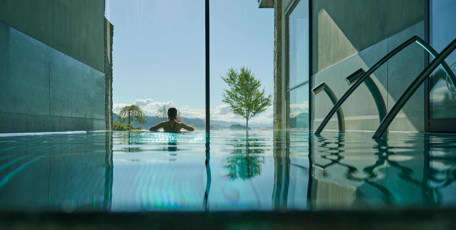 Luxury stay in Bergen - Luxury Hotels in the Bergen region - Solstrand seen from the seaside