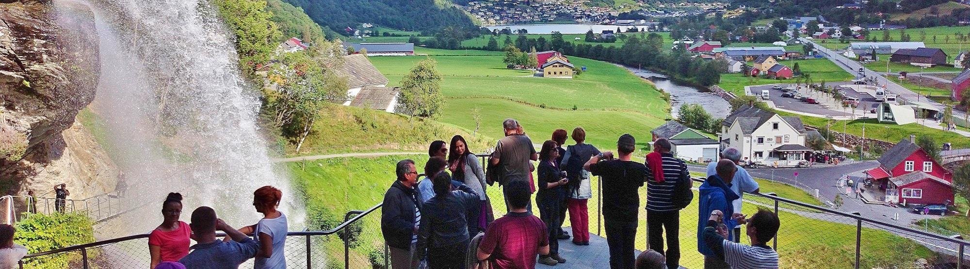 Wasserfall Steinsdalsfossen in Hardanger