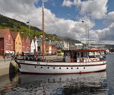 Die Fjorde – Fjord-Cruising und Angeln auf eigene Faust mit TSMY Weller