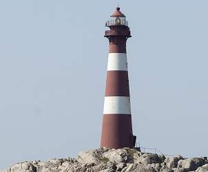 Durchblättern nach Fedje – das Dorf im Meer