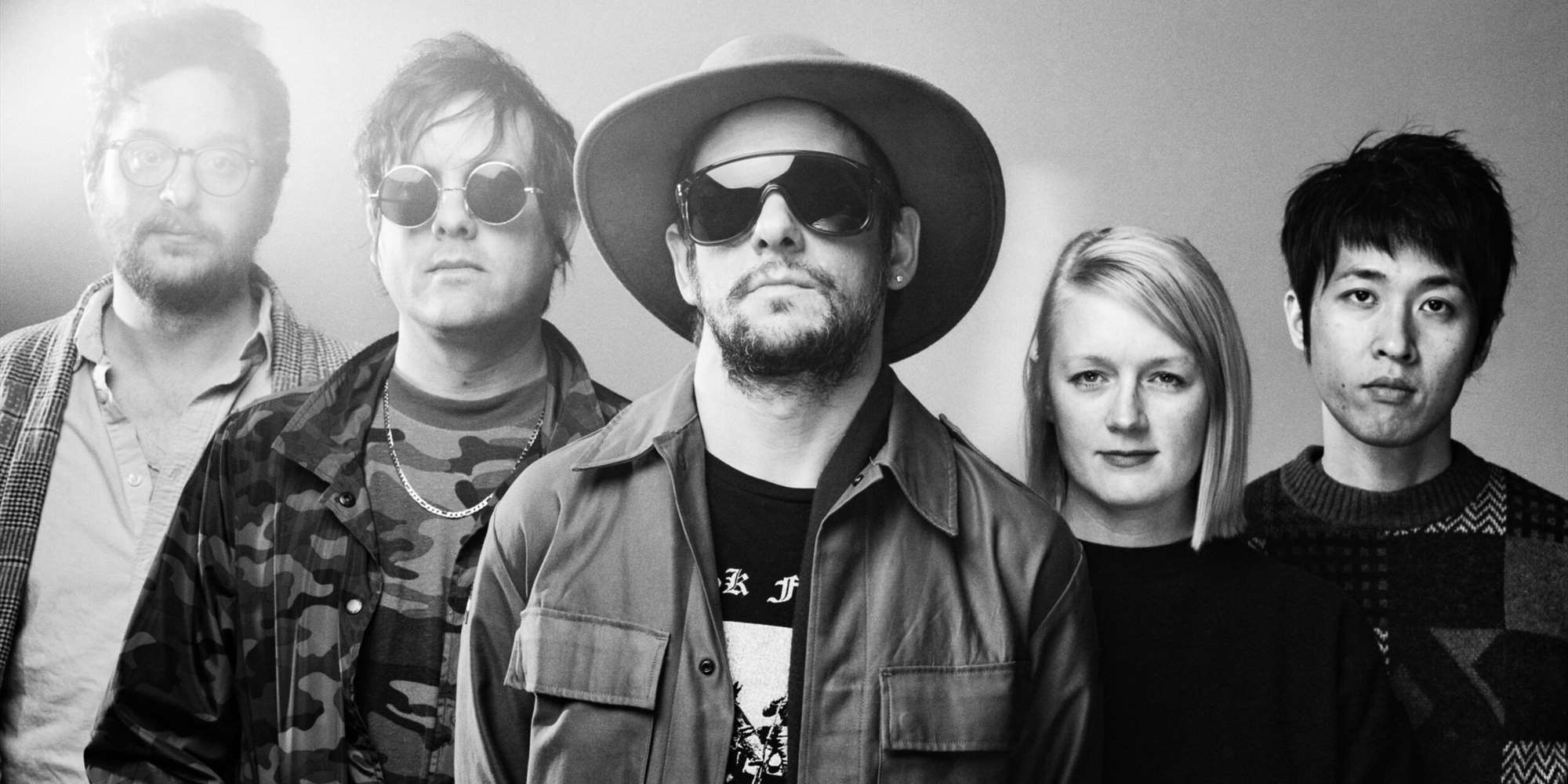 Ryan Davis & the Roadhouse Band (US) + Styrofoam Winos (US)