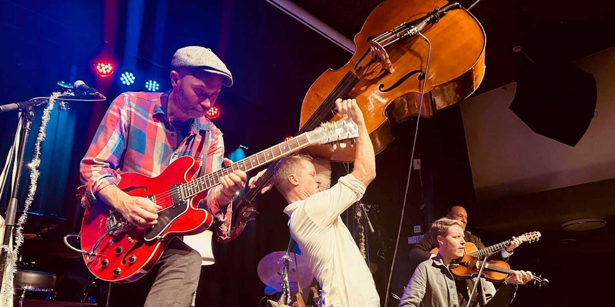Gratis julekonsert med Kniv og Taffel