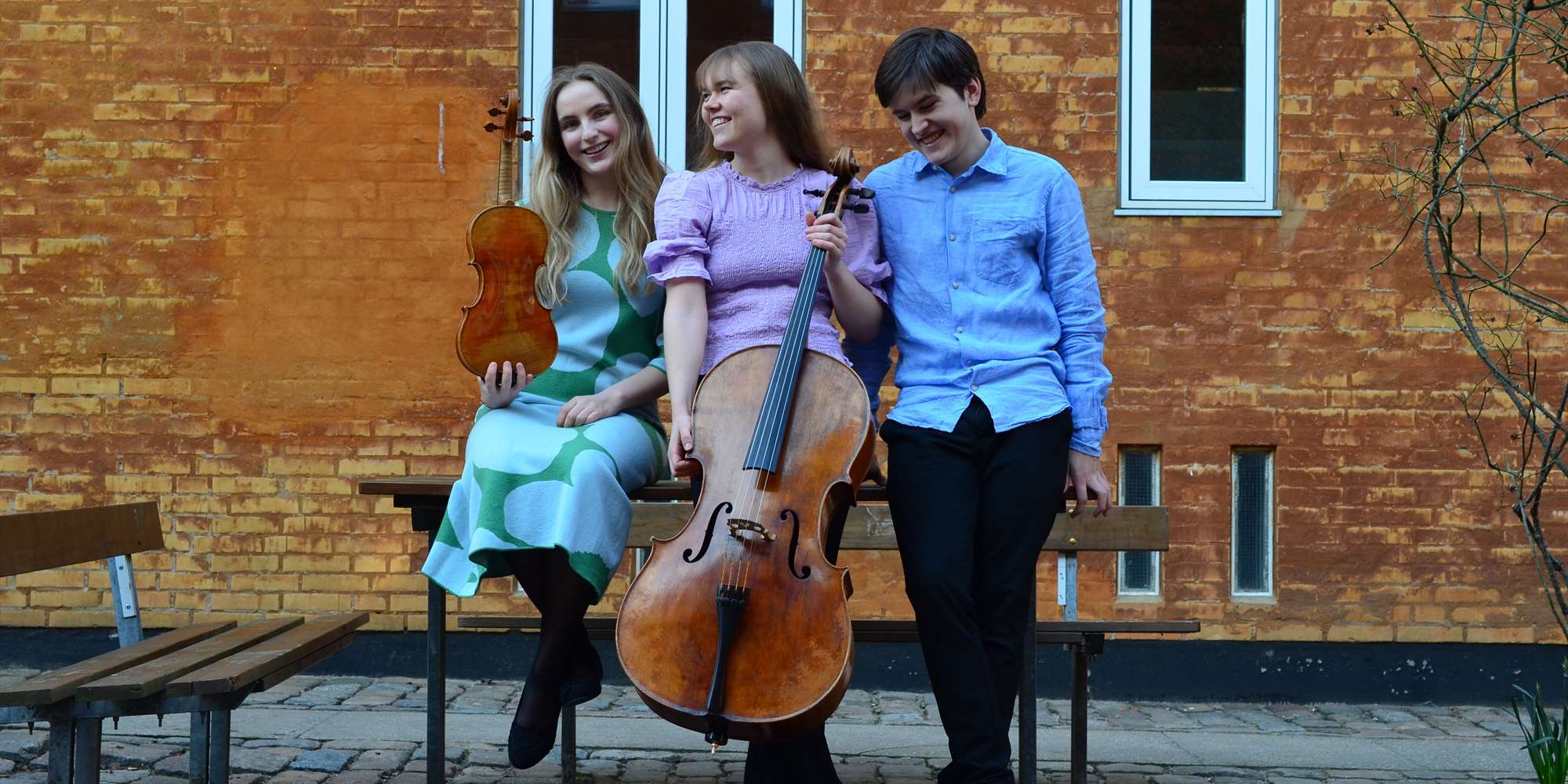 Toner i bevegelse – Trio Leikkín