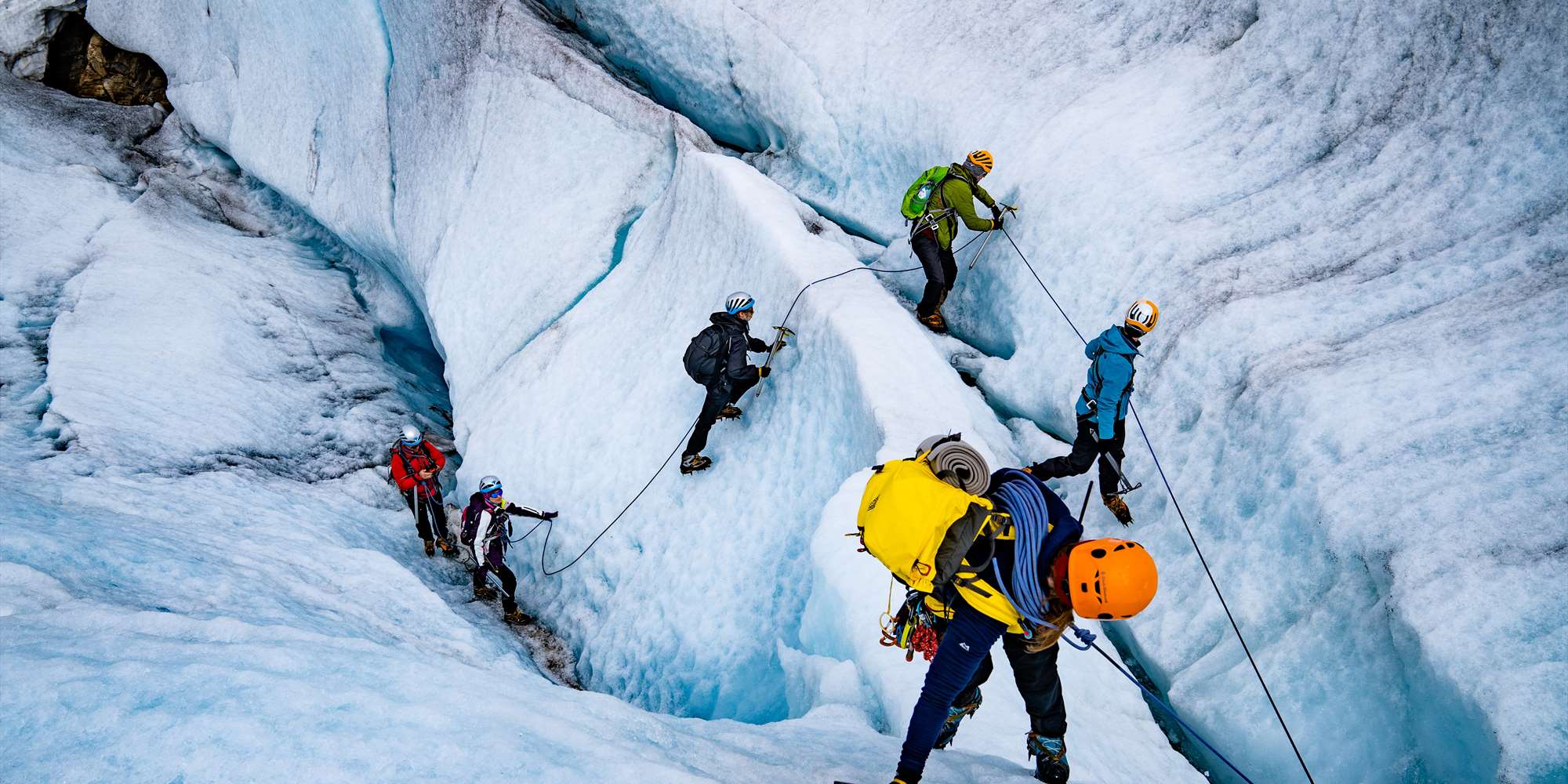 Wenn Sie möchten, können Sie sich auch am Eisklettern versuchen, aber Sie können auch einfach nur die Aussicht genießen!