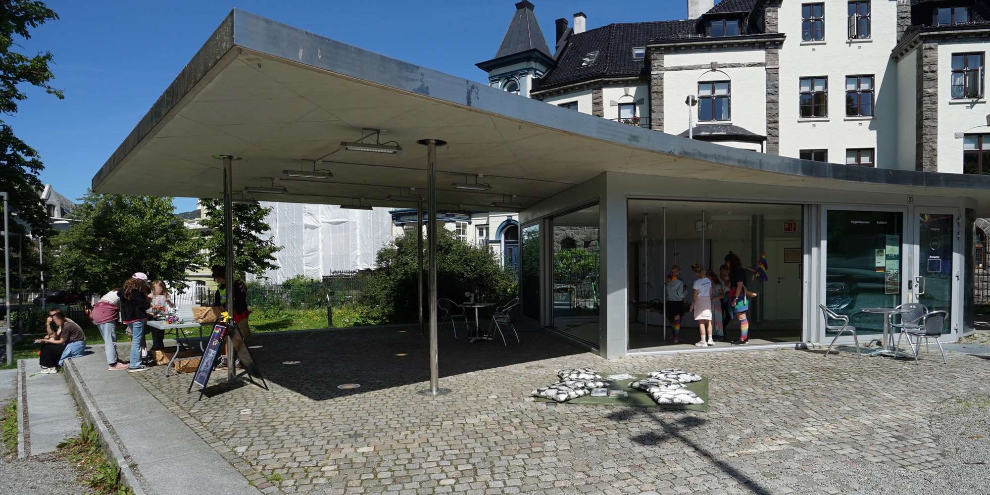 Åpen Paviljong