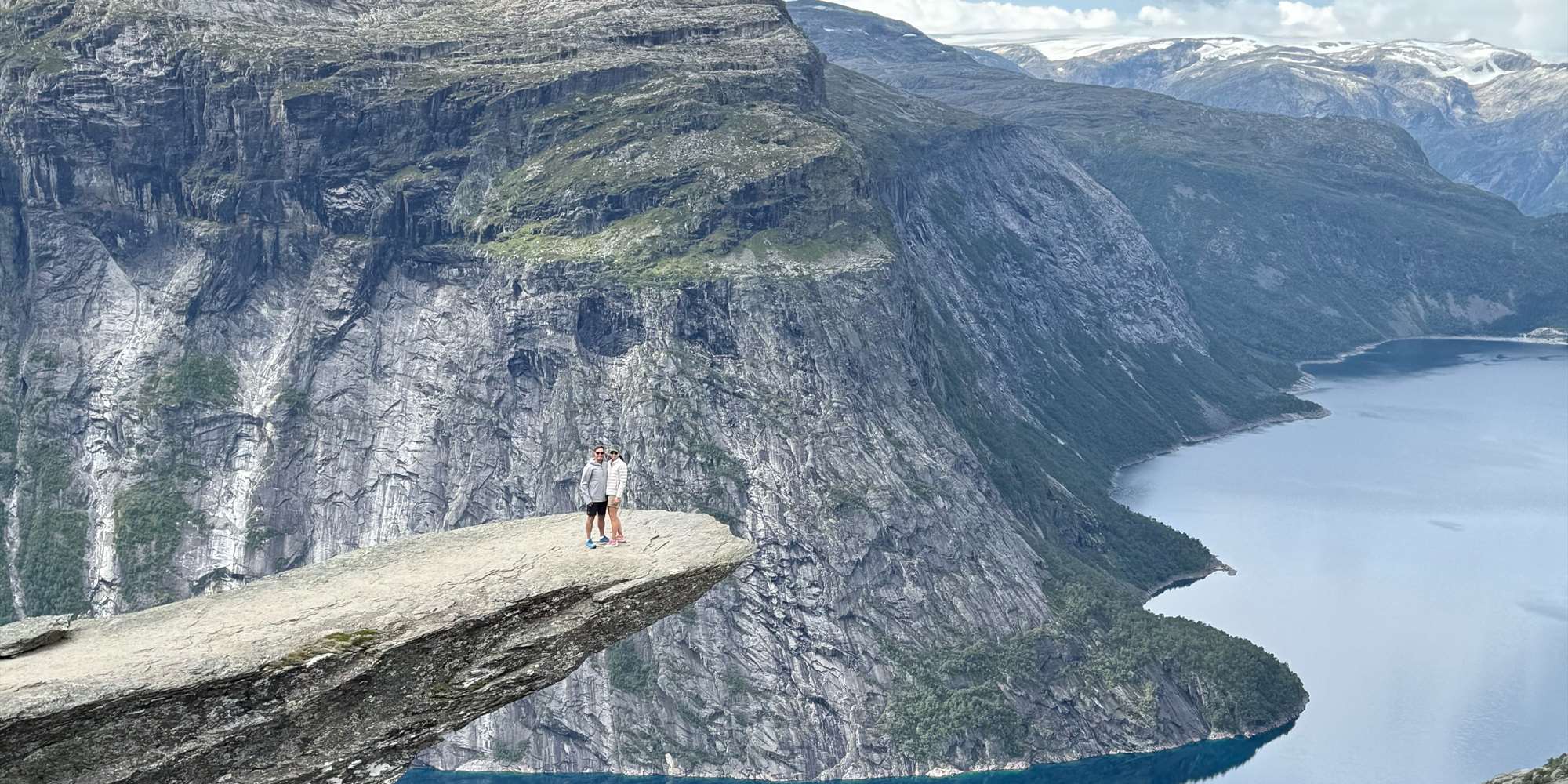 Trolltunga with the great view of Ringedalsvannet