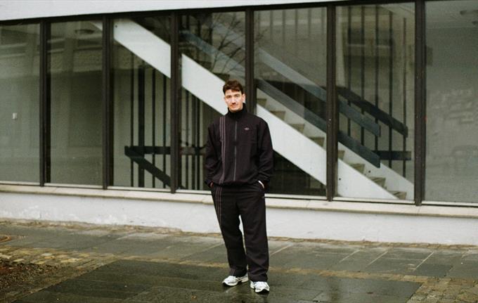 Discodrøv: Charlie Skien