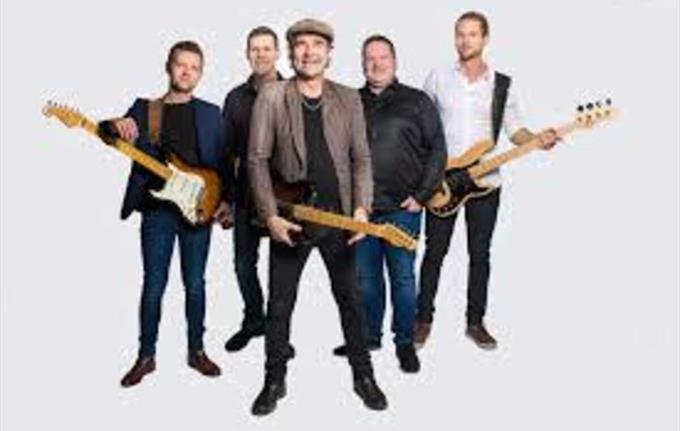 Ole Gas Band spiller på Møkster (Sankthansaften)