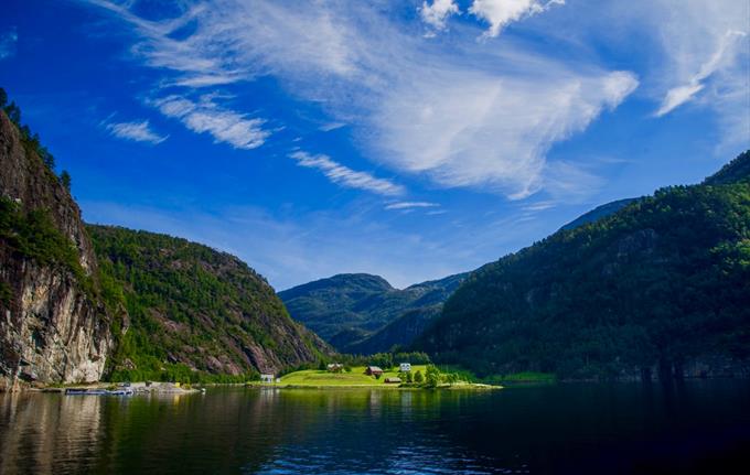 Fjord cruise to Modalen