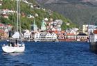 Erleben Sie Bergen vom Fjord aus