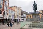 Meeting point: by the Holberg statue