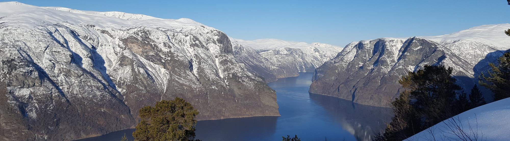 Die beste Zeit für einen Fjordausflug in Norwegen